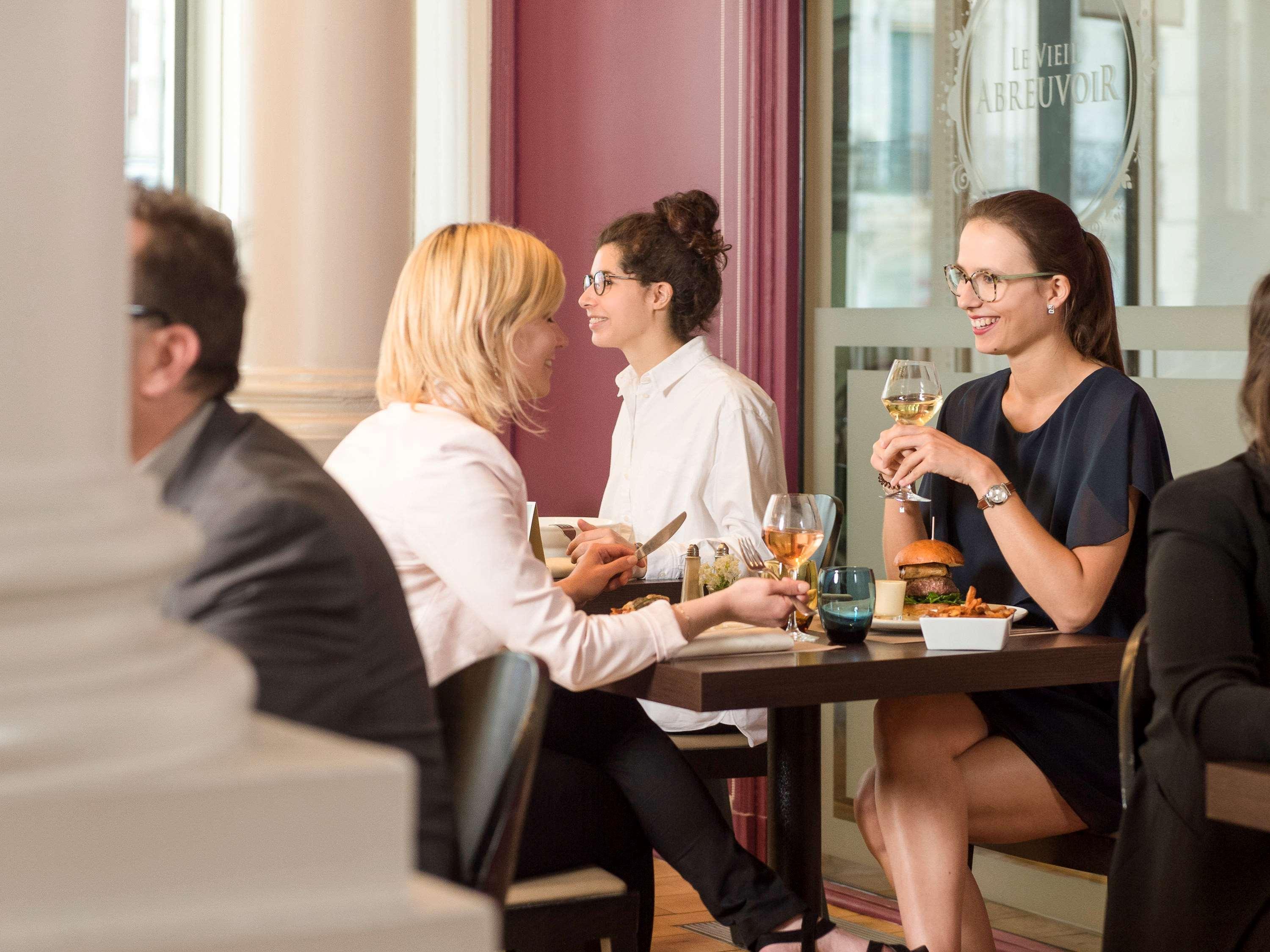 Mercure Lille Roubaix Grand Hotel Экстерьер фото